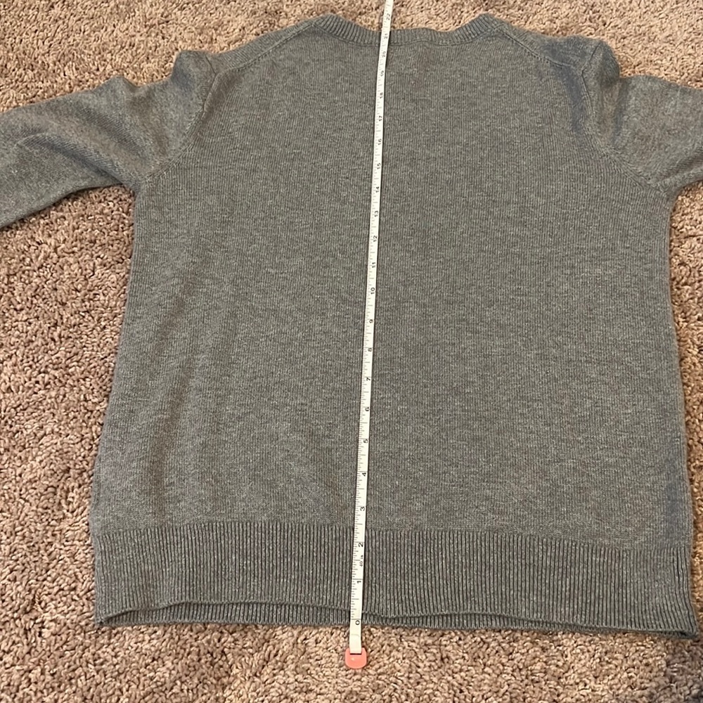 - Boys Gap kids large regular grey V-neck sweater - Picture 7 of 10